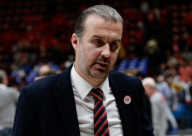 包含集结日新疆广汇官宣签约：德甲节点到来，管理层满意，纪律约束更严格的词条