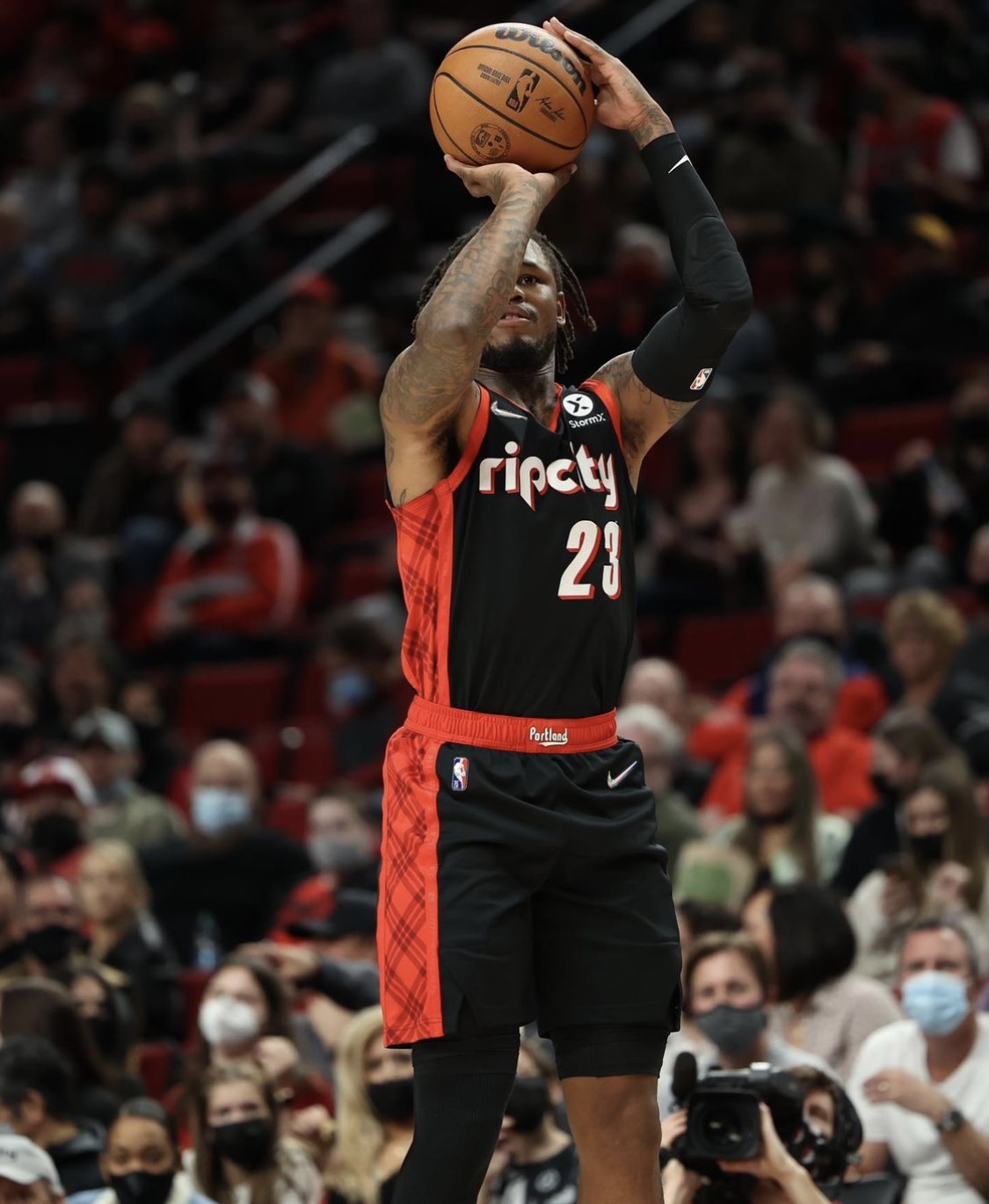 波特兰开拓者围绕德甲豪取连胜赛后莱比锡调整名单，网友：波特兰开拓者迎来里程碑备战足总杯的简单介绍